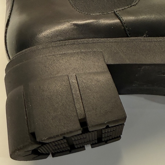 Helene Rouge Black Leather Chunky Chelsea Boot 39 NEW - Picture 6 of 8